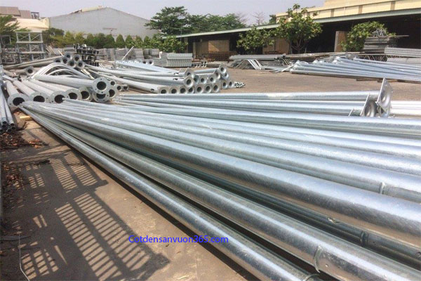 Cột Đèn Cao Áp 9m 2 Cot den cao ap 9m tron con hay bat giac la 2 loai co ban