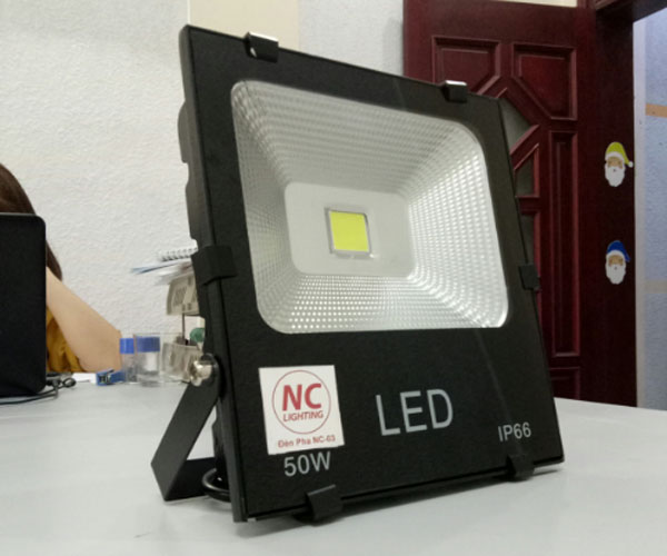 den-pha-50W-NC-03