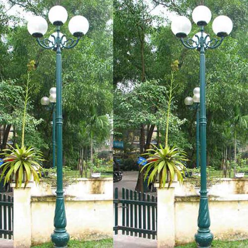 bán cột đèn sân vườn
